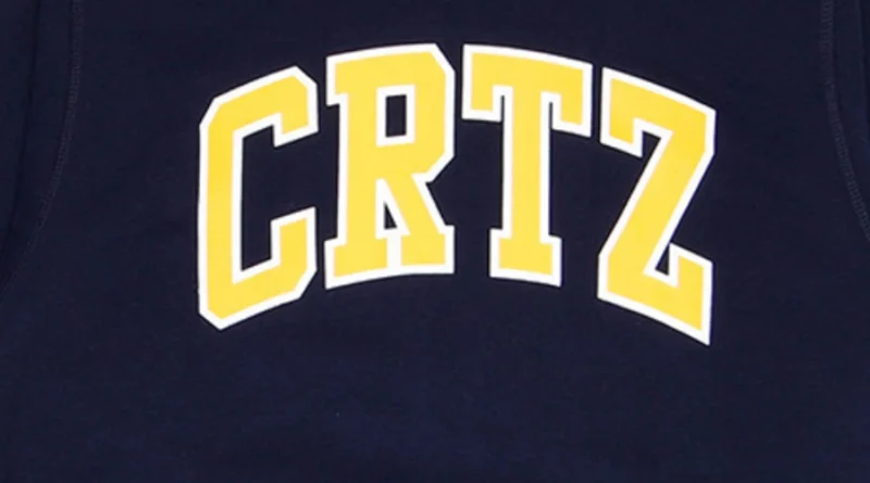 Corteiz tracksuit The process of designing and manufacturing s and t-shirts