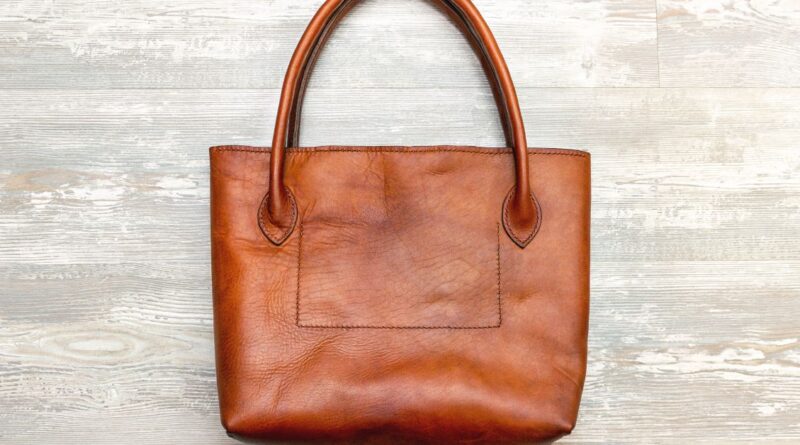 leather tote bag