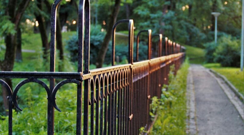 vinyl fence toronto