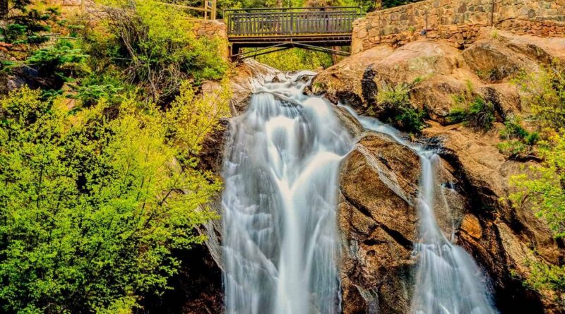 helen hunt falls